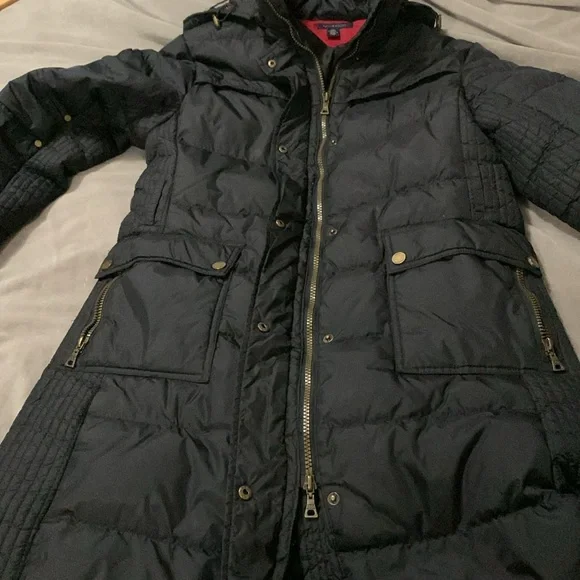 Tommy H puffer S/P black hooded *missing belt* - Picture 8 of 10